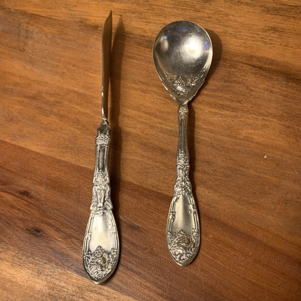Vintage 1881 Rogers A1 Silverplate LA VIGNE GRAPE Pattern Sugar Spoon & Butter